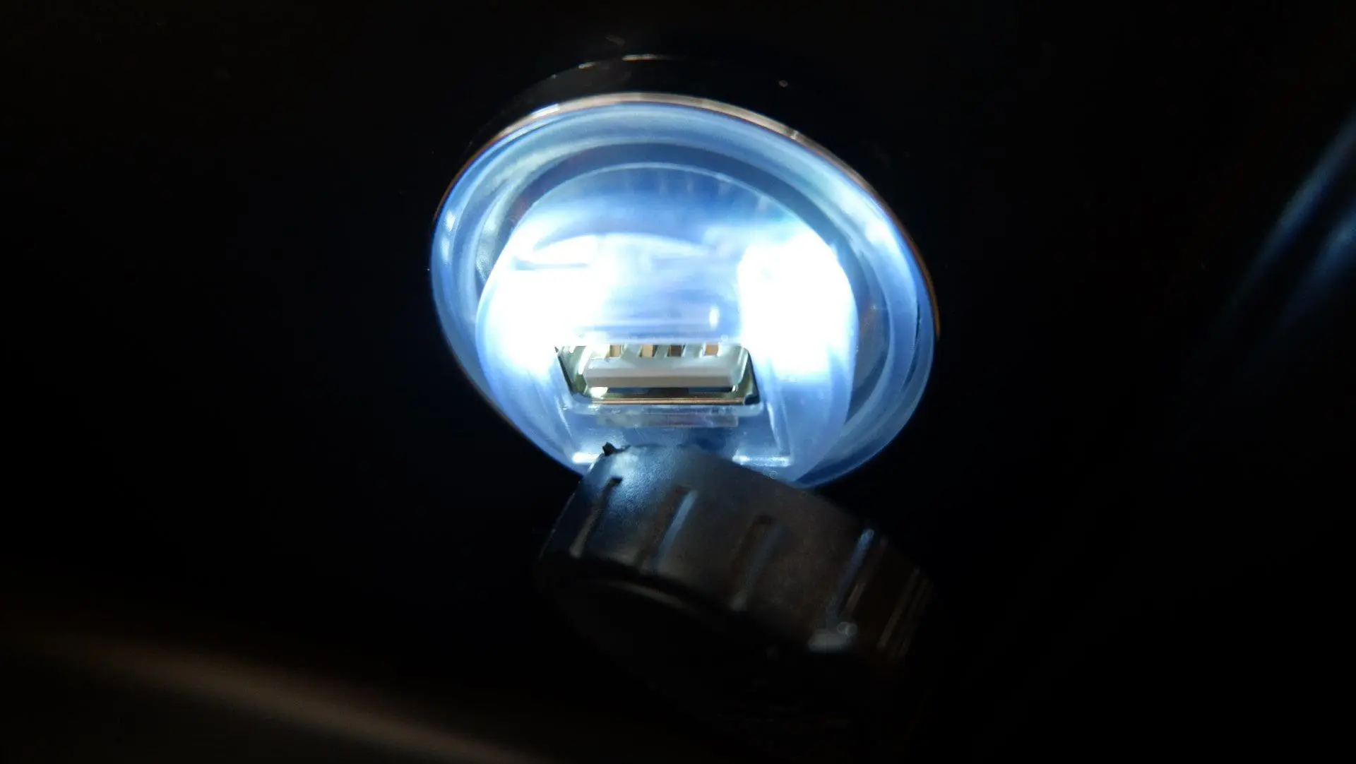 USB